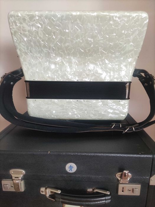 Sprzedam akordeon hohner concerto 3 S