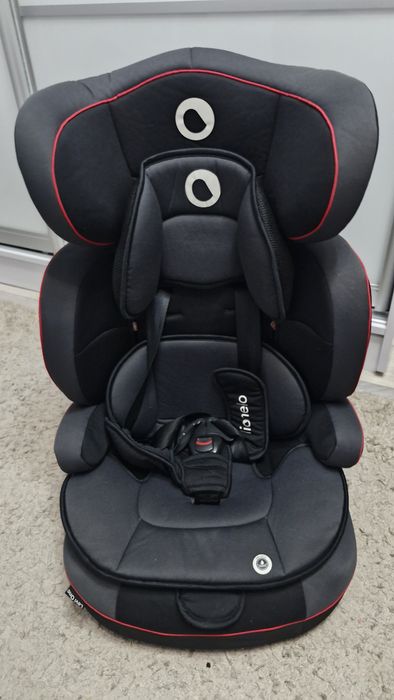 Дитяче автокрісло