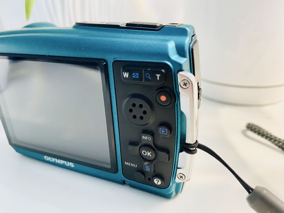 Olympus µ Tough-3000 zestaw świetny stan