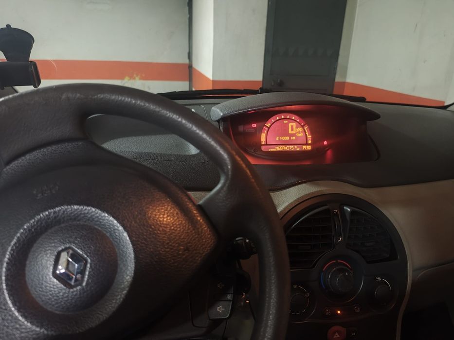 Renault Modus Muito Econômico 2004 com Ar Condicionado foto 3