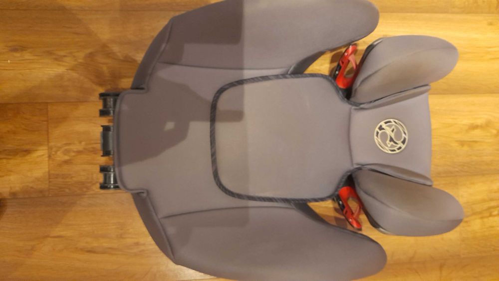 Fotelik samochodowy cybex solution  s-fix 15-36