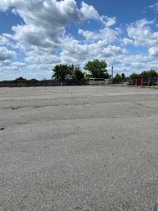 Оренда  відкритих складів / асфальтованих площадок / в м. Васильків