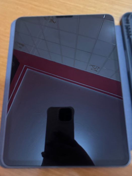 iPad Pro 11” (4.ª Geração - 2022) | 256GB Wi-Fi | Excelente Estado