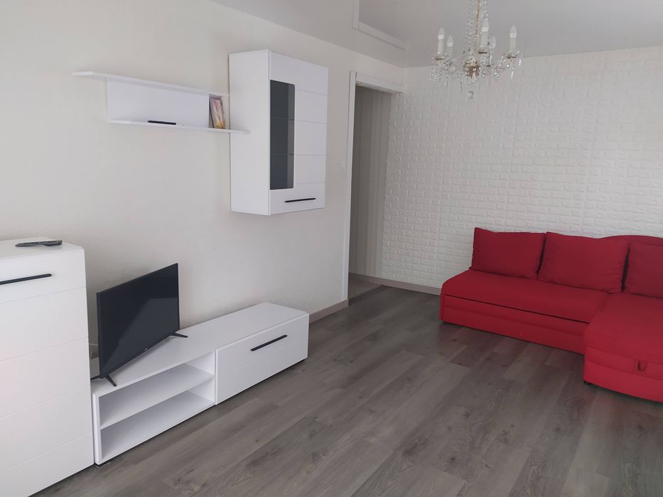 2кімн кв центр, госпіталь, світло постійно,подобово, погодинно