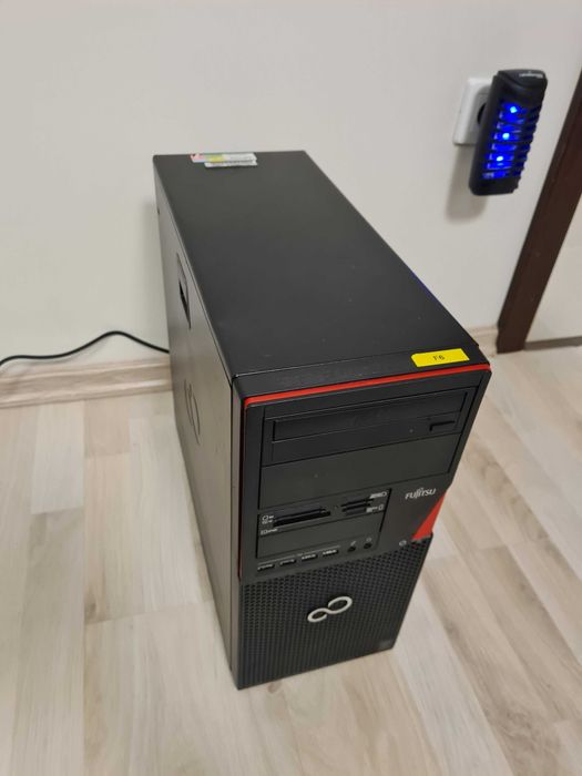 Komputer stacjonarny Dell Fujitsu i5, NVIDIA Quadro, SSD