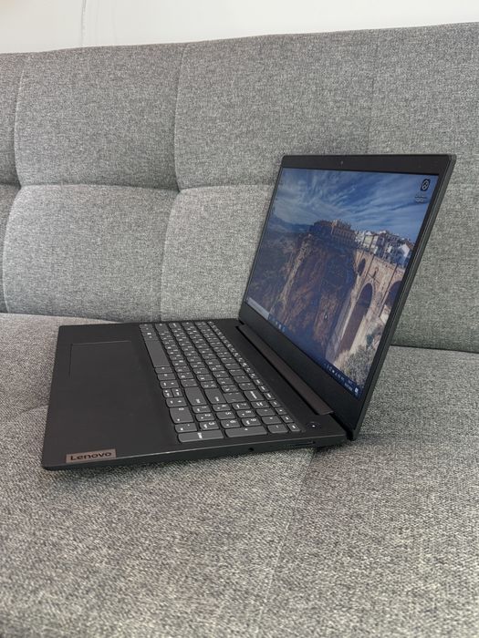 Ноутбук Lenovo Ideapad / 4GB DDR4 / SSD 128 GB