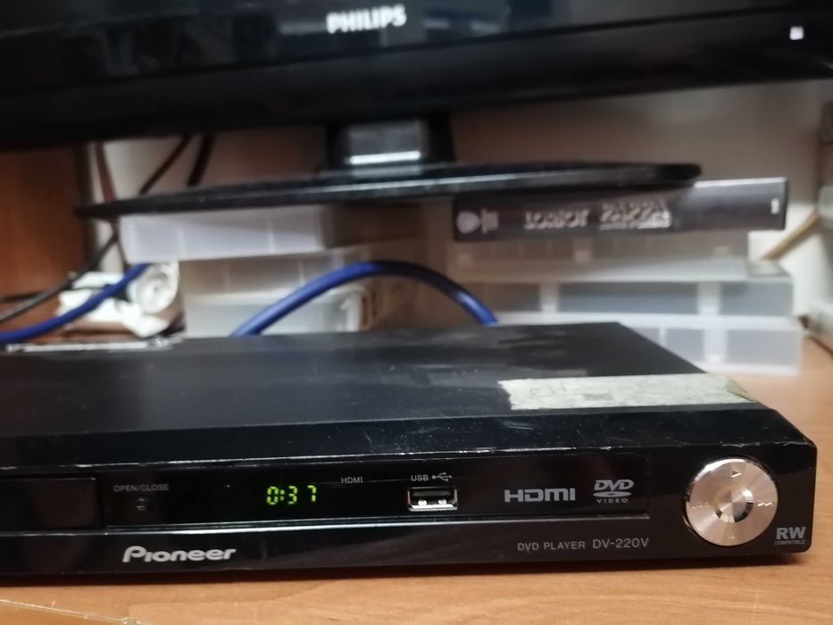 Odtwarzacz CD/DVD Pioneer DV-220V-K HDMI