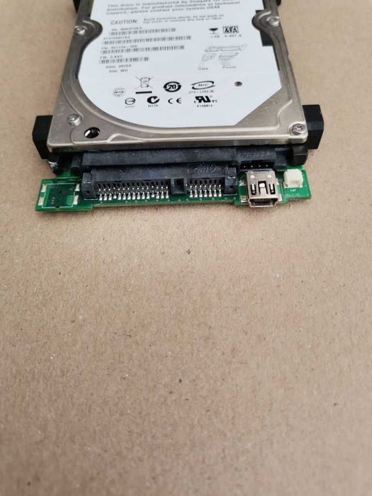 Жесткий диск винчестер HDD Seagate 160GB 5400rpm 8MB ST9160821AS SATA