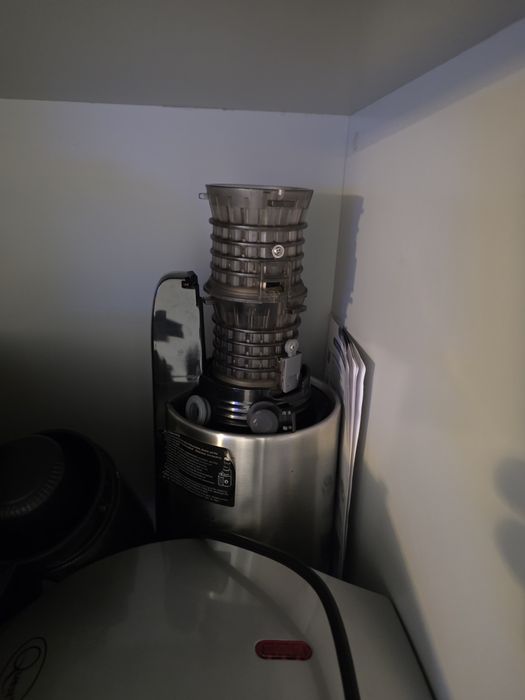 Base/Motor de extrator de sumos e legumes AMZCHEF de 250 W com 2 filtros