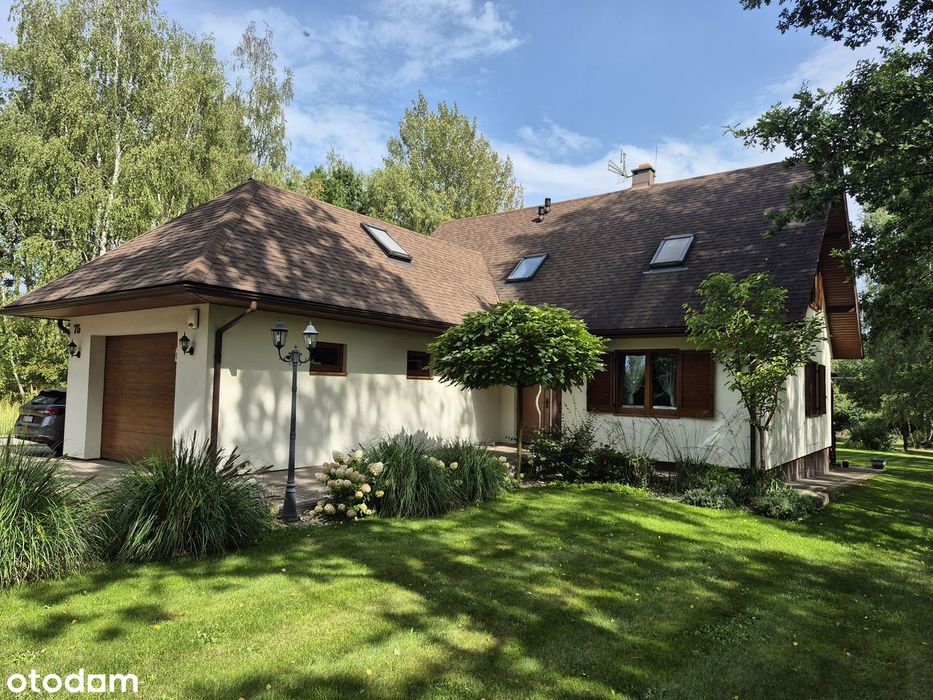 Atrakcyjny, energooszczędny dom w otoczeniu przyrody