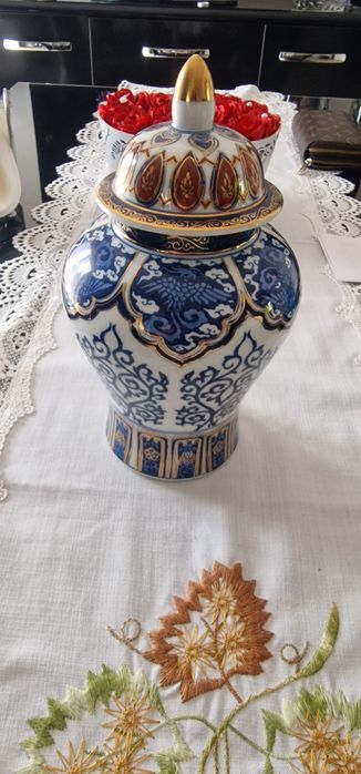 Jarra em porcelana japonesa