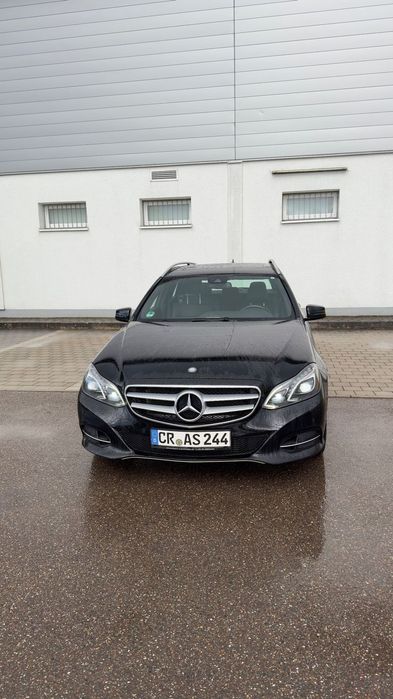 Mercedes-Benz Klasa E Sprzedam Mercedes-Benz E 220 CDI z 2013 roku.  Auto świeżo sprowadzone
