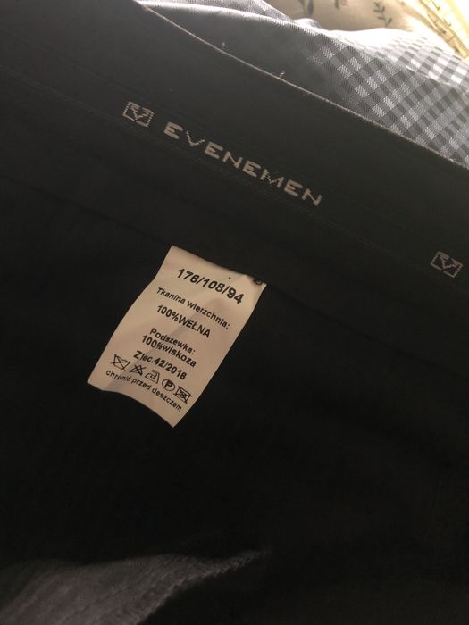 Smoking ślubny evenemen