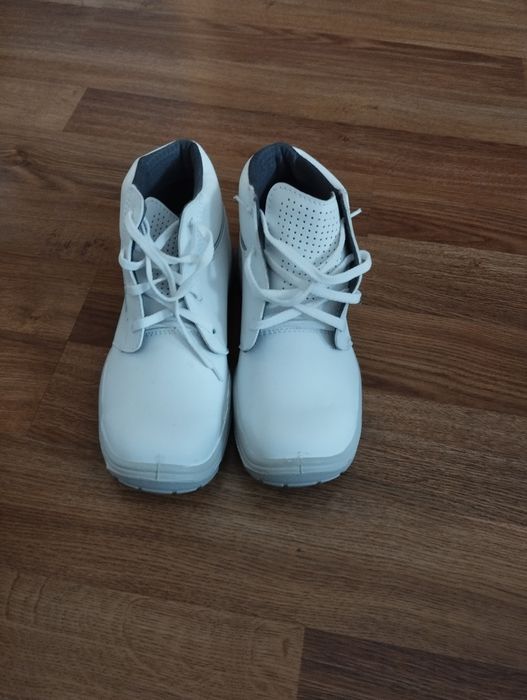 Sprzedam buty męskie robocze
