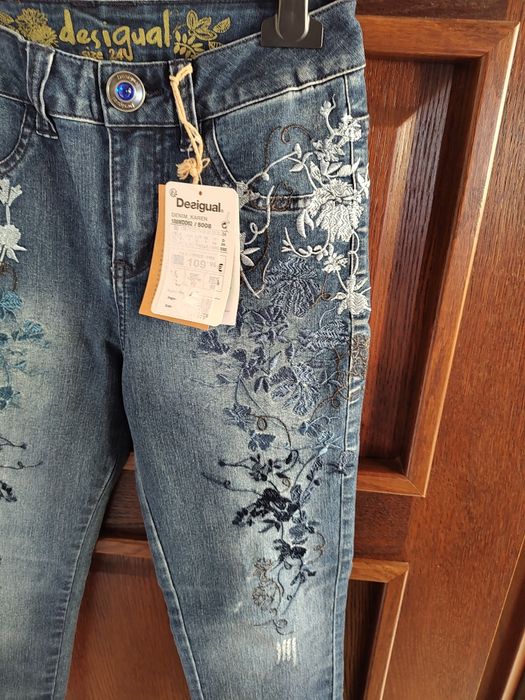 Nowe jeansy Desigual - r. 24 - XS/S