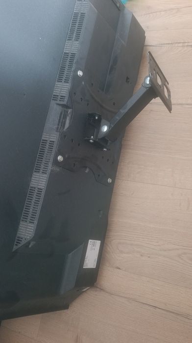 Tv Sony 40" + uchwyt na ścianę