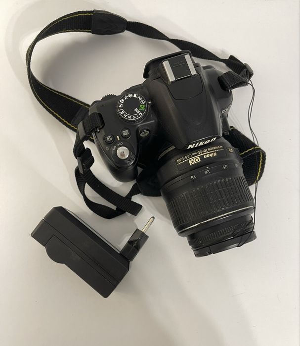 Фотоапарат Nikon D3000 + kit 18-55