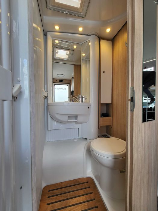 Kamper wynajem VIP 7 Bogate Wyposażenie Camper Do Wynajęcia Promocja