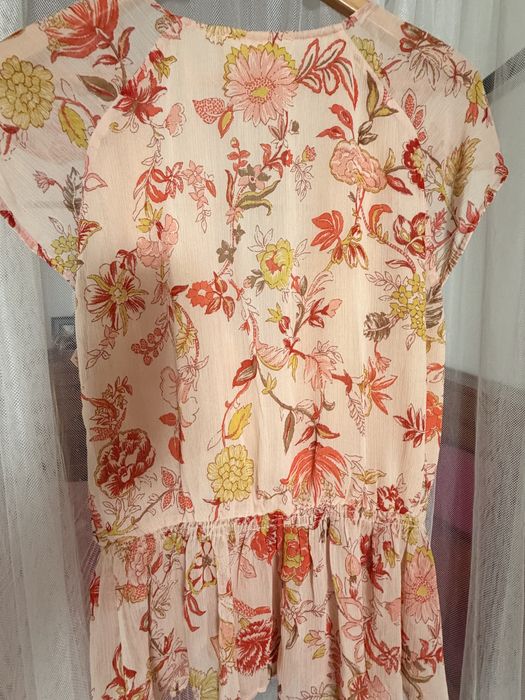 Blusa leve e florida