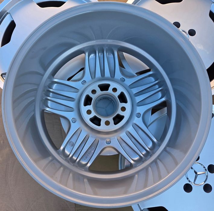 Felgi Mercedes Monoblock AMG 129 126 124 E500 8,5x18 ET25 5x112