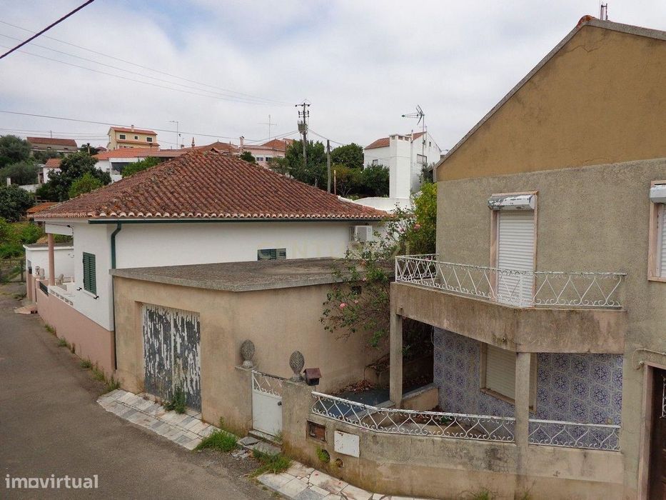 Afetação: Arrecadação - casa com garagem e terreno, Ortiga, Mação – Pr