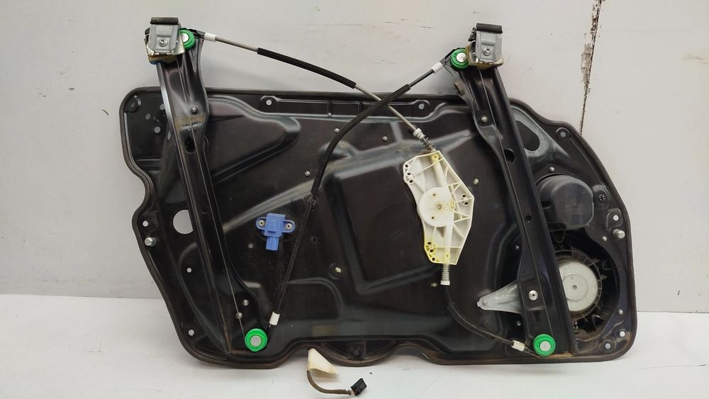 Elevador vidros frente direito VOLKSWAGEN Passat (3C2)