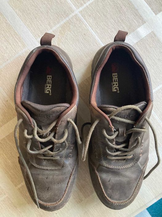 Sapato/Tenis Berg 43