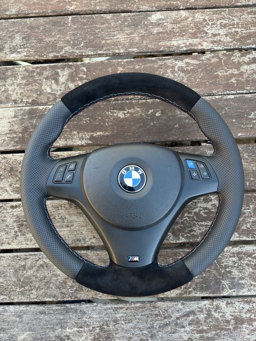 Volante BMW pack M e81 e82 e84 e87 e88 e90 e91 e92 e93 pele + alcantara