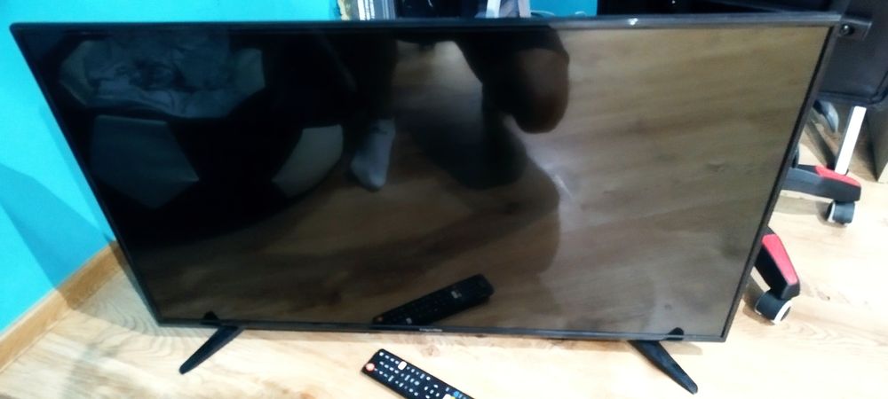 Sprzedam telewizor 43 całe Krüger Matz