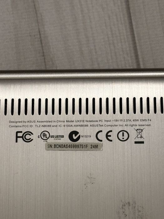 Ноутбук ASUS на запчастини на розбір
