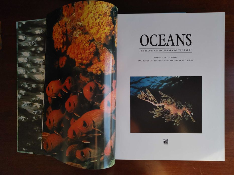 The Illsutrated Library of the Earth - Mountais, Oceans, Islands