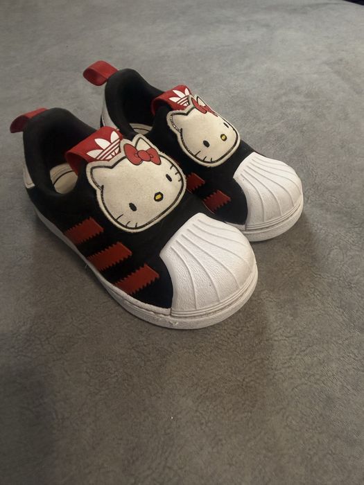 Кросівки дитячі adidas