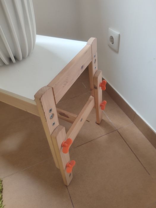 Secretaria ajustável