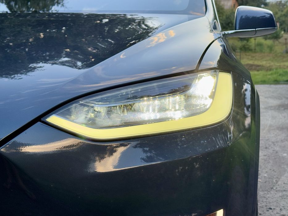 Tesla Model X Long Range Dual Motor 100кВт