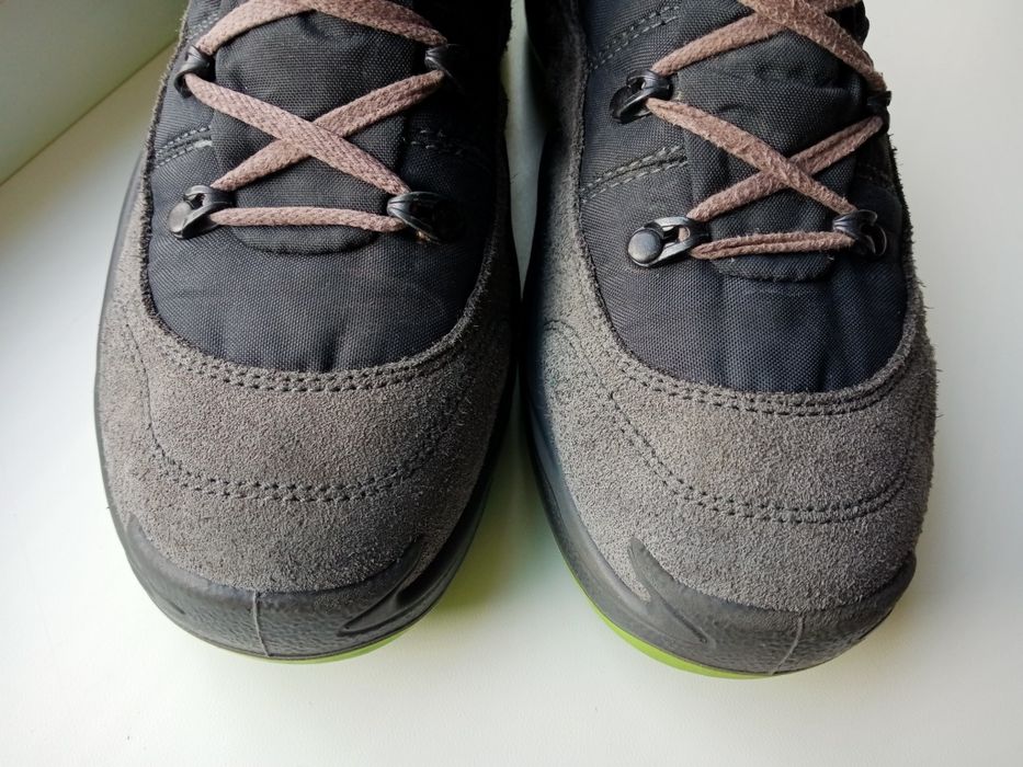 Зимові черевики LOWA Rufus lll GTX.
Мембрана GORE-TEX.
Розмір UK 5 1/2