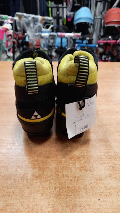 Buty do nart biegowych FISCHER ( rozmiar 28 )