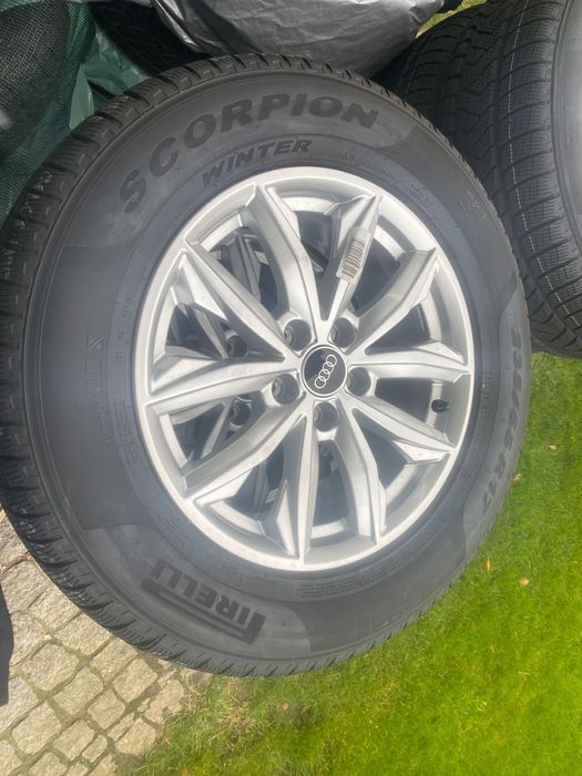 Kola oryginalne nowe - AUDI Q5 - 235/65/R17 - Pirelli Scorpion