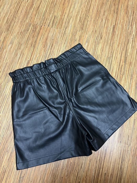 Шкіряні шорти на флісі