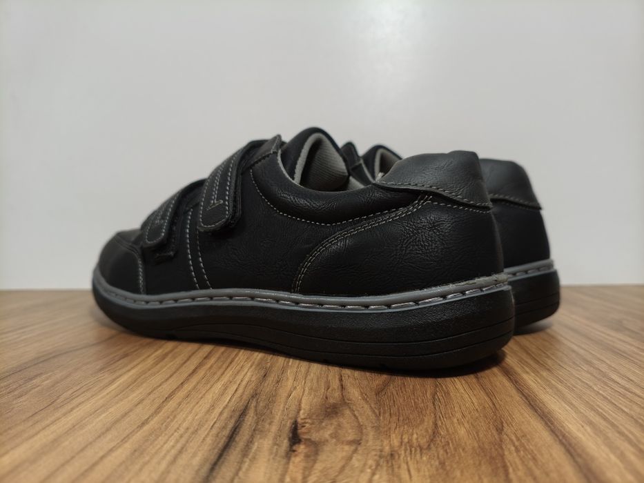Buty męskie czarne na rzepy rozmiar 44 28cm