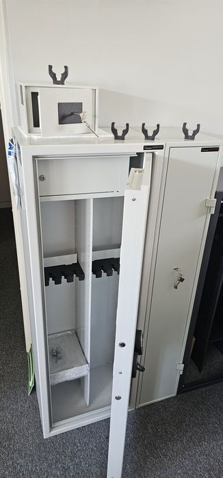 Sejf na BROŃ MYŚLIWSKĄ | Klasa S1 | ELEKTRONICZNY | Szafa na broń