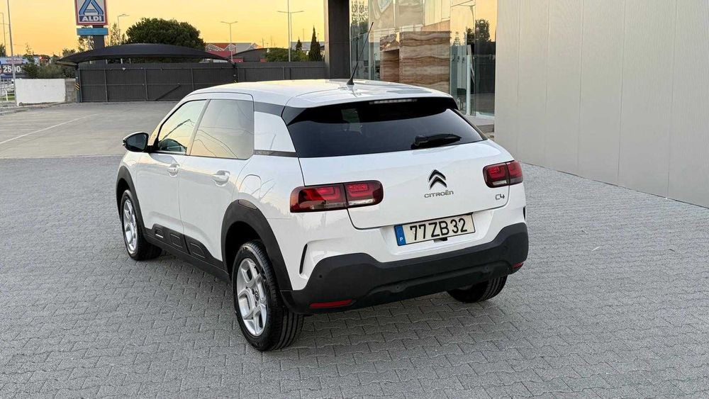 Citroën C4 Cactus 1.2 PureTech Shine 2019 50 mil km 1 Dono — photo 5