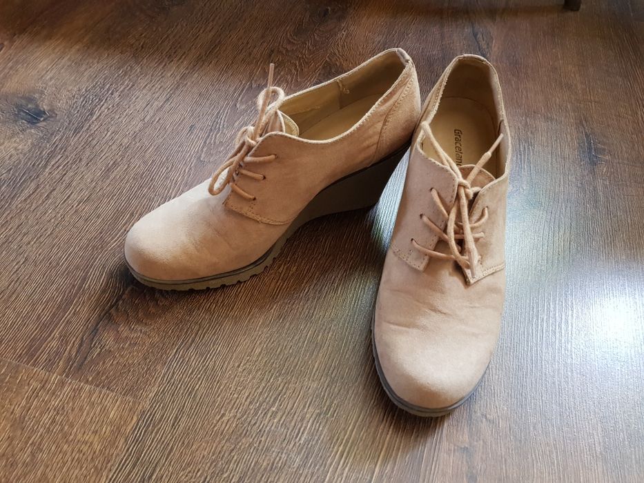 Туфли женские Graceland