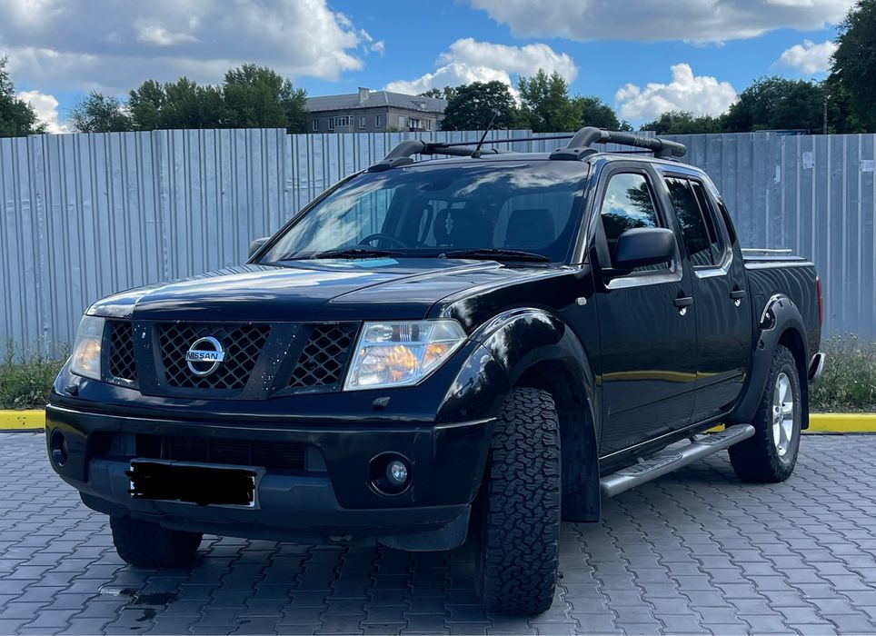 Навара D40