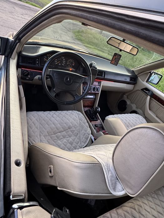 Мерс 124 купе coupe