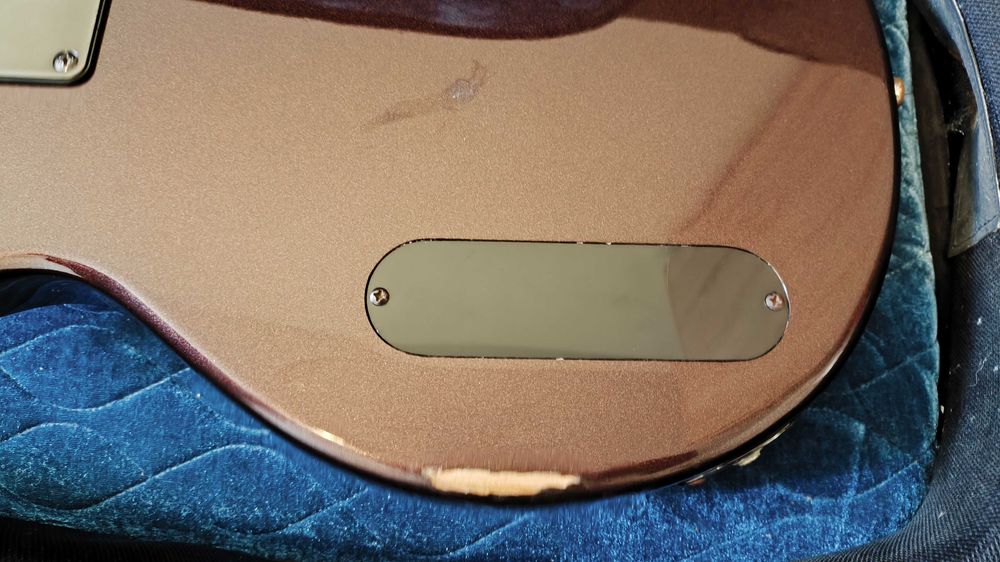 Na sprzedaż gitara basowa