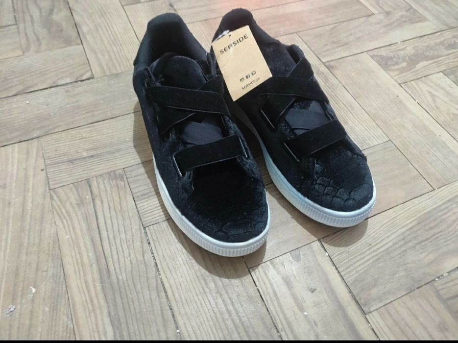 Teniis pretos tamanho 37