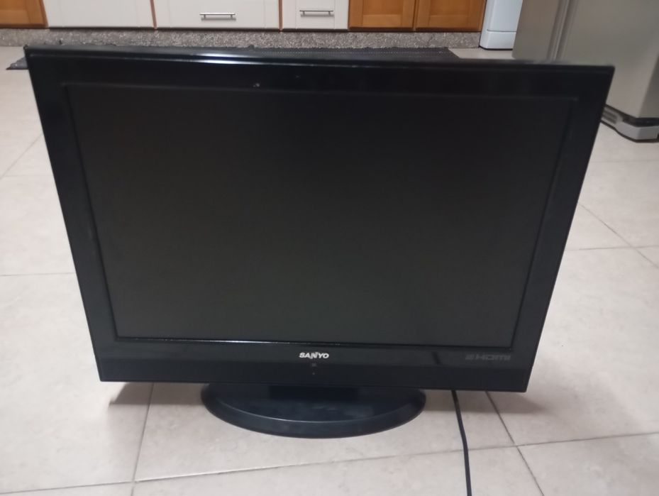 TV LCD Sanyo HDMI 22 polegadas
