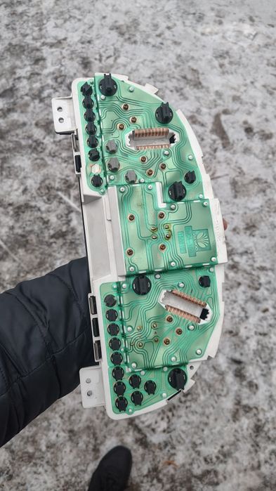 Приборка приборна панель daewoo nubira 2000 рік