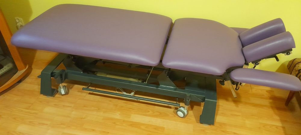 Stół rehabilitacyjny elektryczny 3-sekcyjny do terapii manualnej-CHIRO