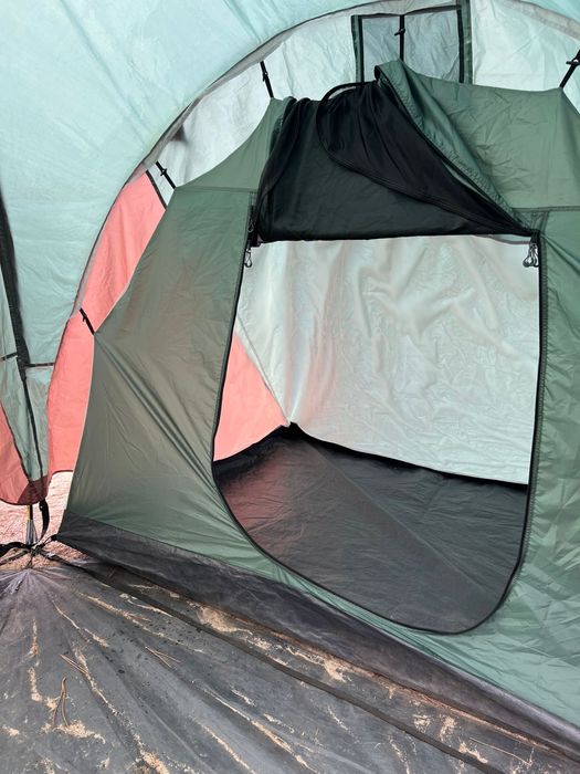 Tenda de Campismo (3 quartos 6 pessoas)